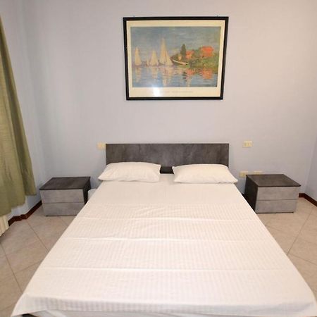 Appartamento Capolaterra Desenzano del Garda Esterno foto