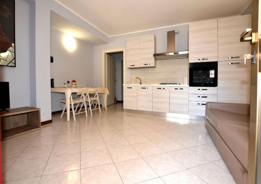 Appartamento Capolaterra Desenzano del Garda Esterno foto